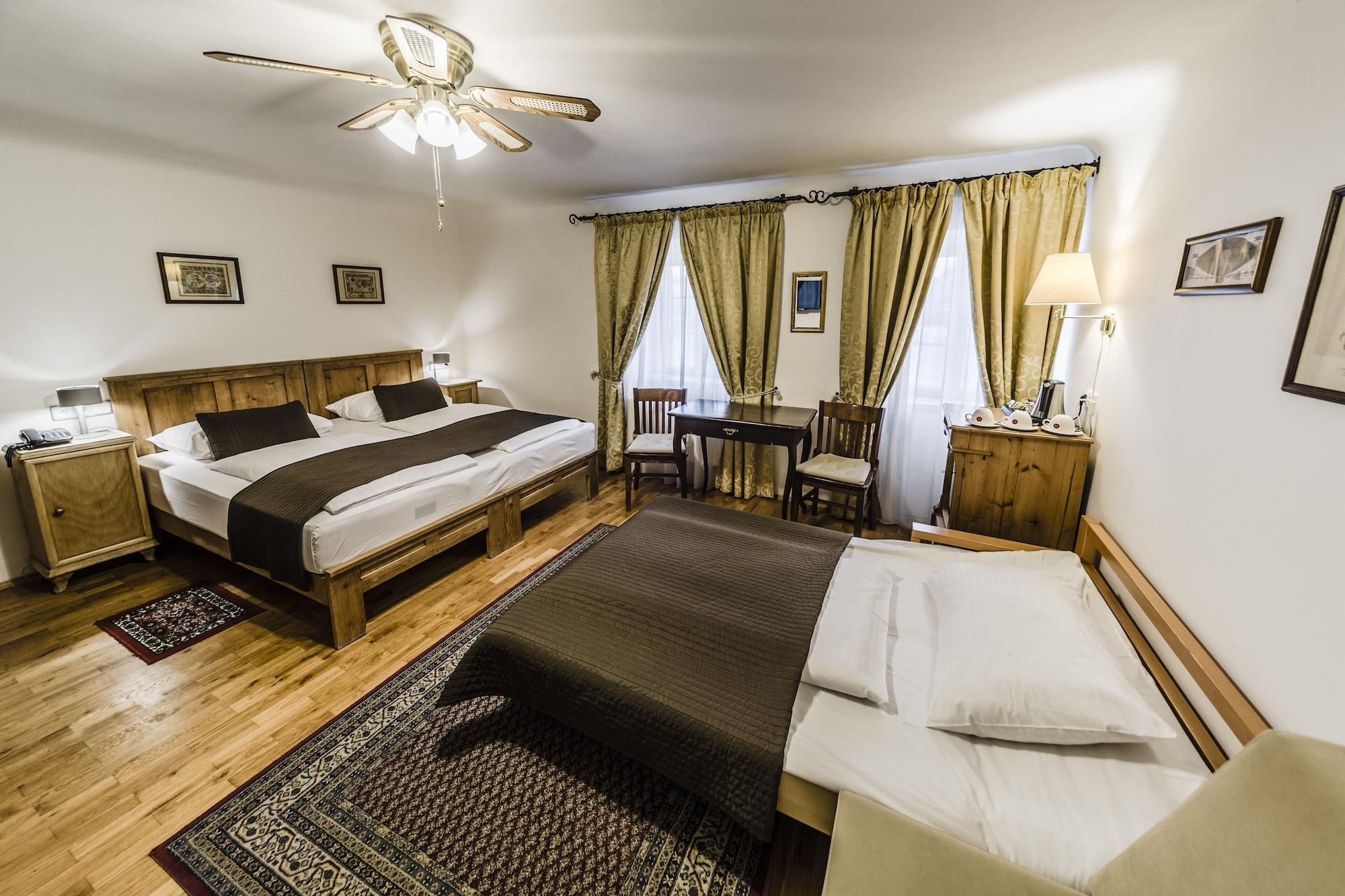 Archibald At The Charles Bridge Hotel 4*