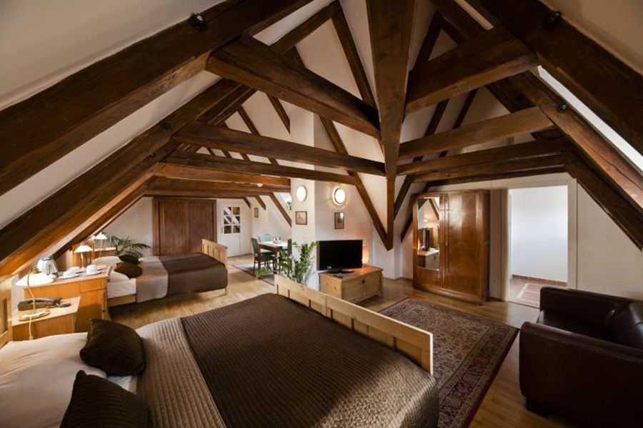 Hotel Archibald At The Charles Bridge 4*